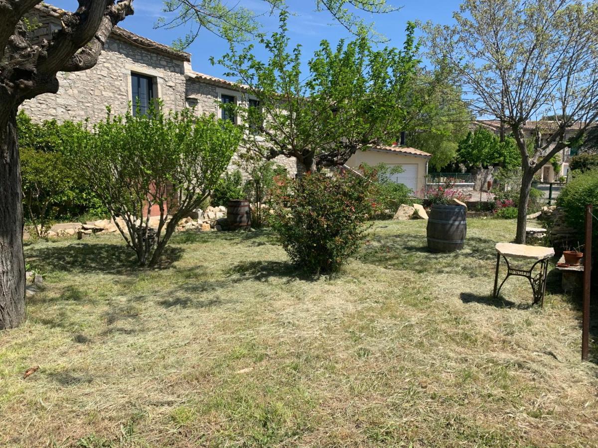 L'Ostal Du Pic Saint Loup Aux Embruscalles Claret Bagian luar foto